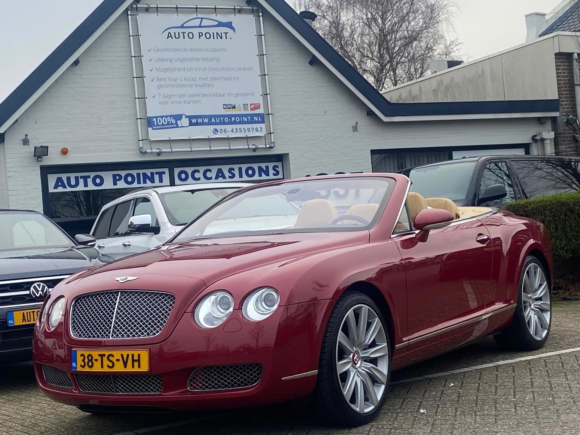Bentley Continental GTC 6.0 W12 1EIGENAAR/NL-AUTO/YOUNGTIMER, Auto's, Bentley, Automaat, Gebruikt, Beige, Automatische klimaatregeling