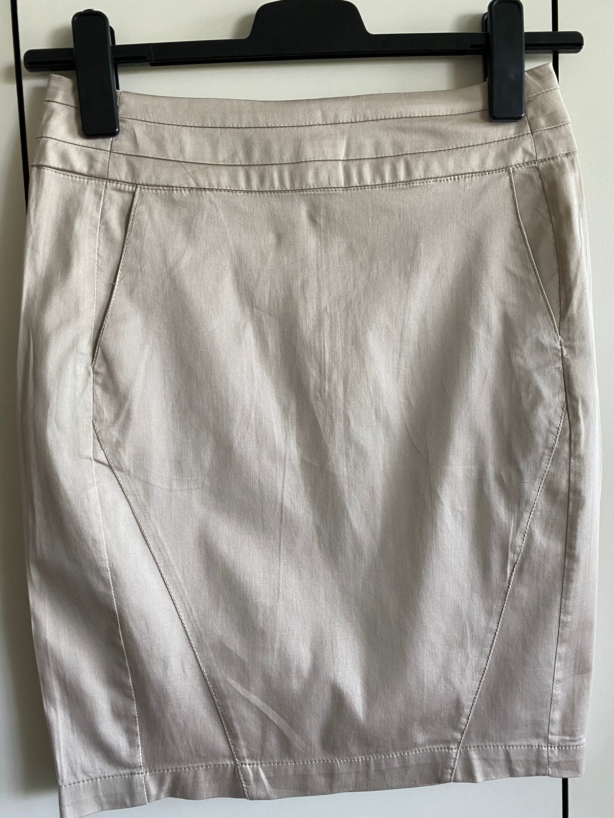 Stradivarius beige kokerrok maat 40 nieuw staat, Maat 38/40 (M), Beige, Ophalen of Verzenden, Zo goed als nieuw