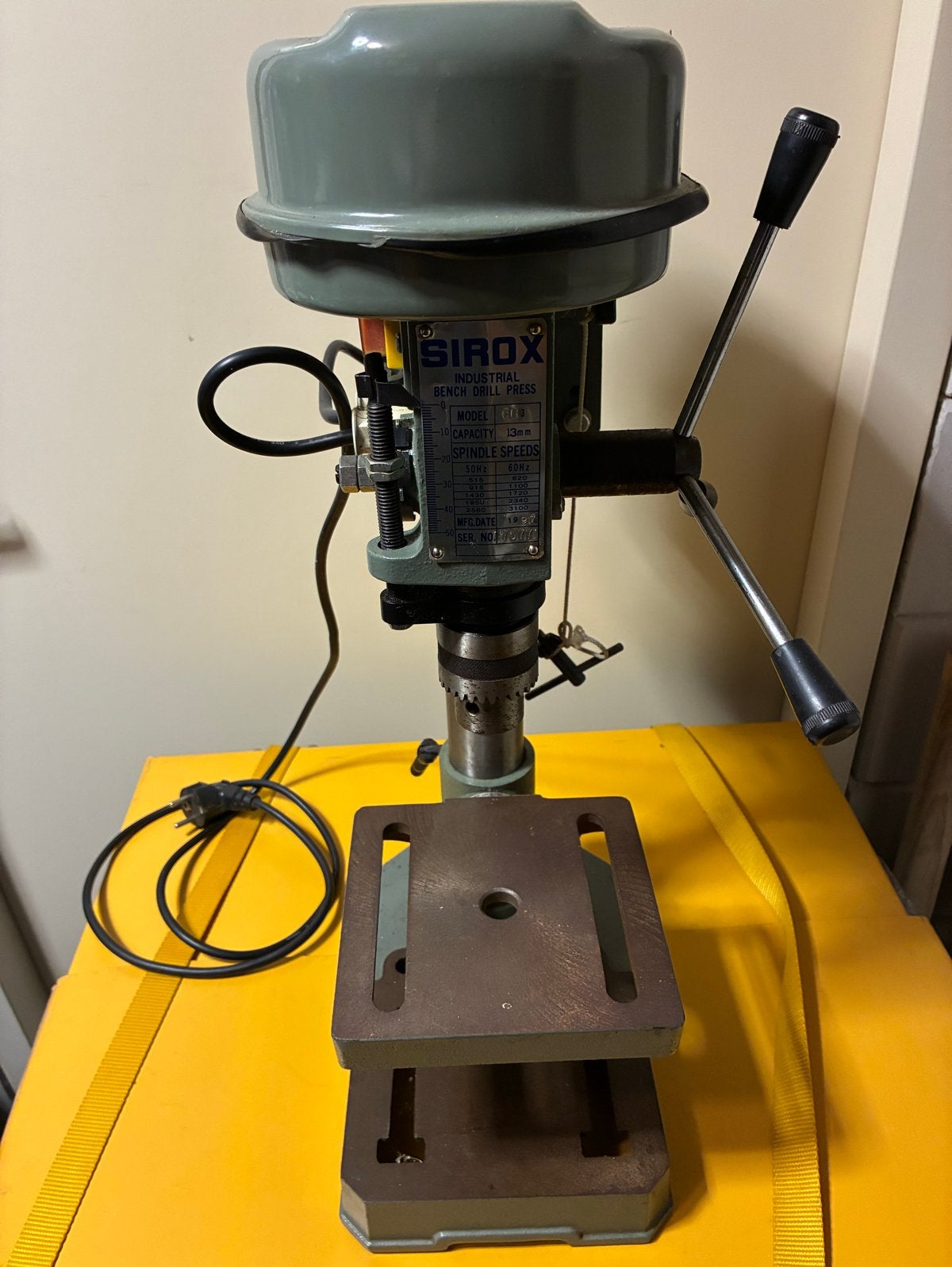 Kolomboormachine Sirox Ch3 230 volt Industrial Bench Press, Doe-het-zelf en Verbouw, Gereedschap | Boormachines, Ophalen, Gebruikt