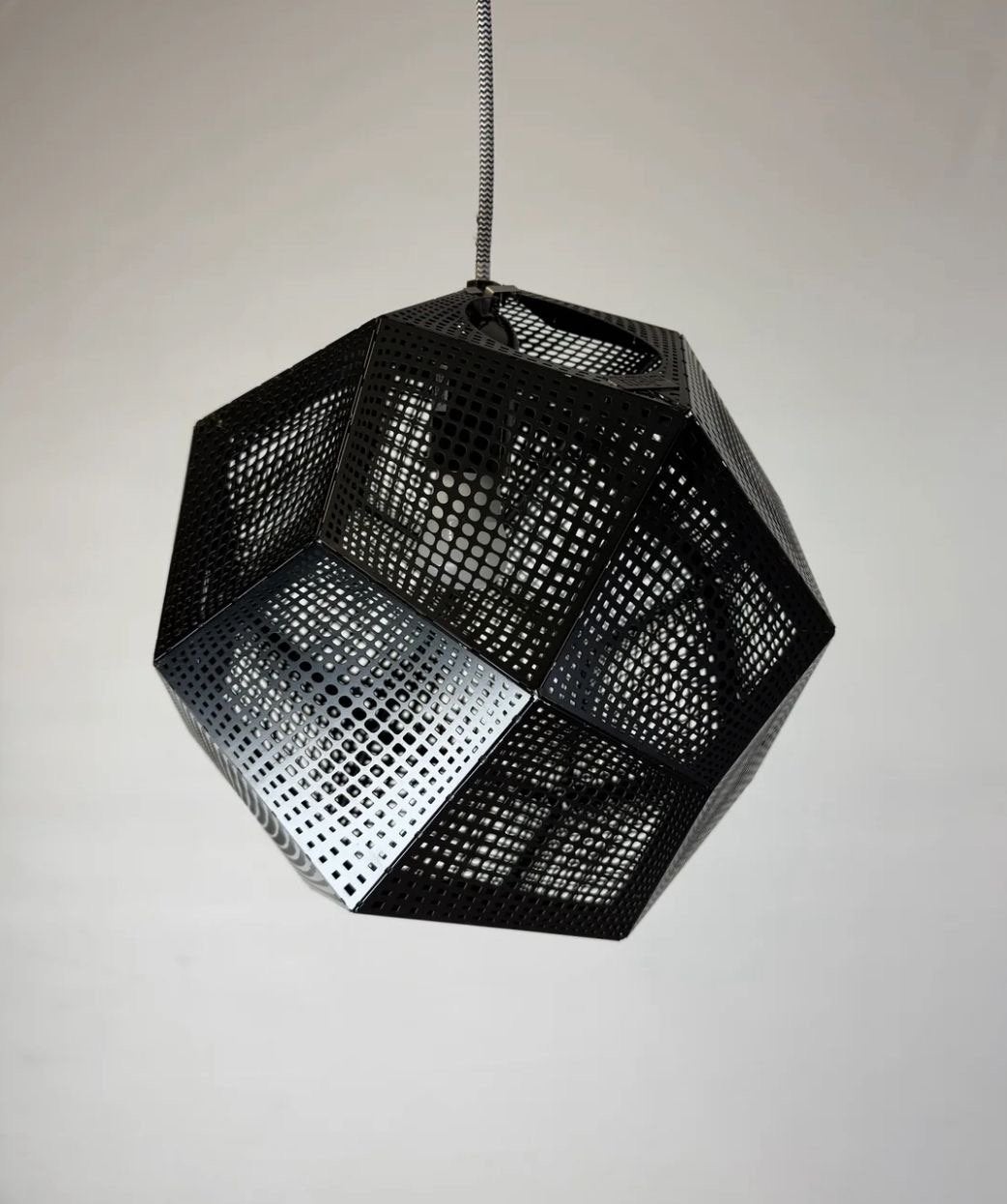 Tom Dixon Etch Web Hanglamp - Zwart Metaal, Ophalen of Verzenden, Zo goed als nieuw, Metaal, E27 (groot)