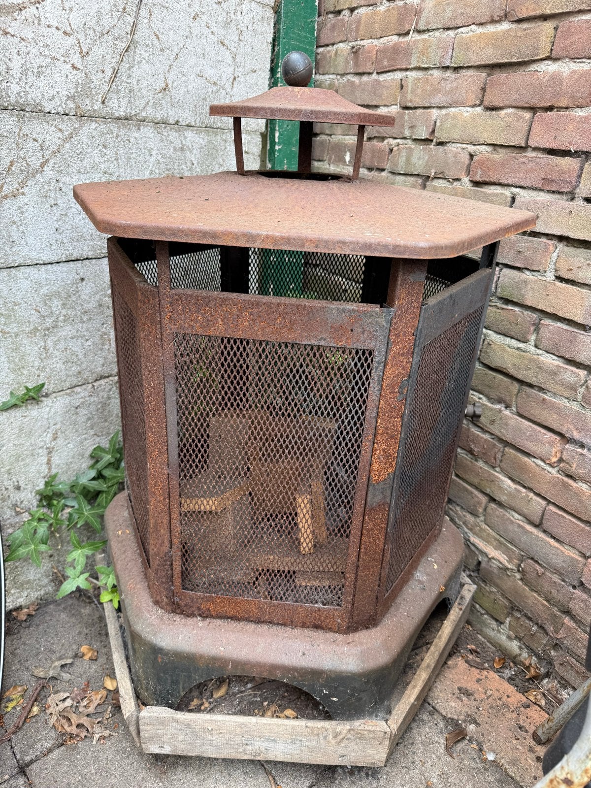 Rustieke vuurkorf + gratis hout, Tuin en Terras, Tuinhaarden, Ophalen, Gebruikt