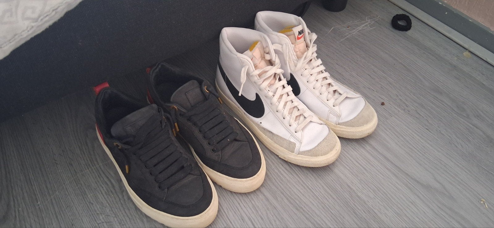 Mason Garments Tia maat 40 en De Nike Blazer Mid '77maat 41, Kleding | Heren, Schoenen, Ophalen, Wit, Nike, Sneakers of Gympen