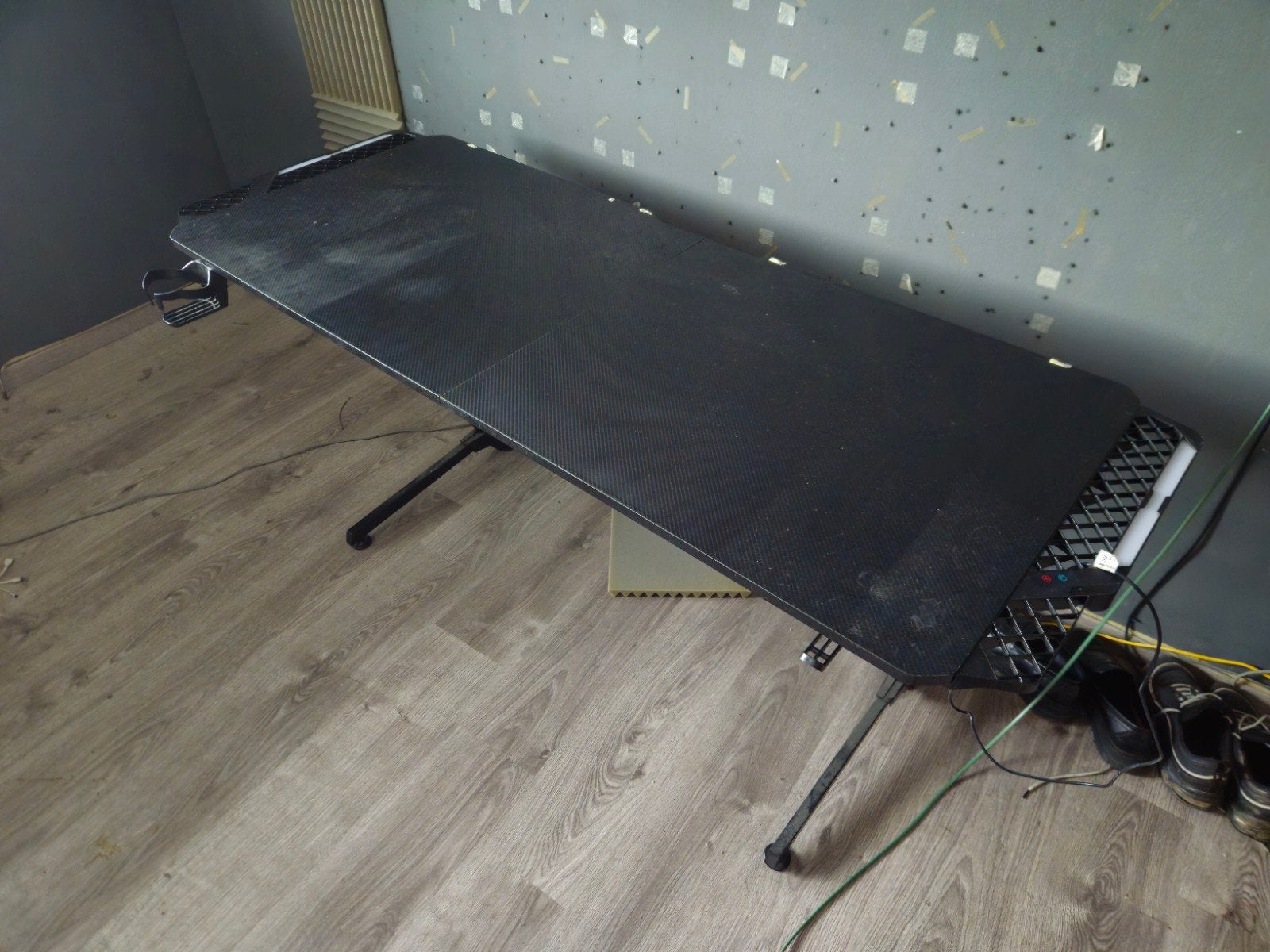 Gaming desk carbon met RGB, Huis en Inrichting, Bureaus, Ophalen of Verzenden, Zo goed als nieuw