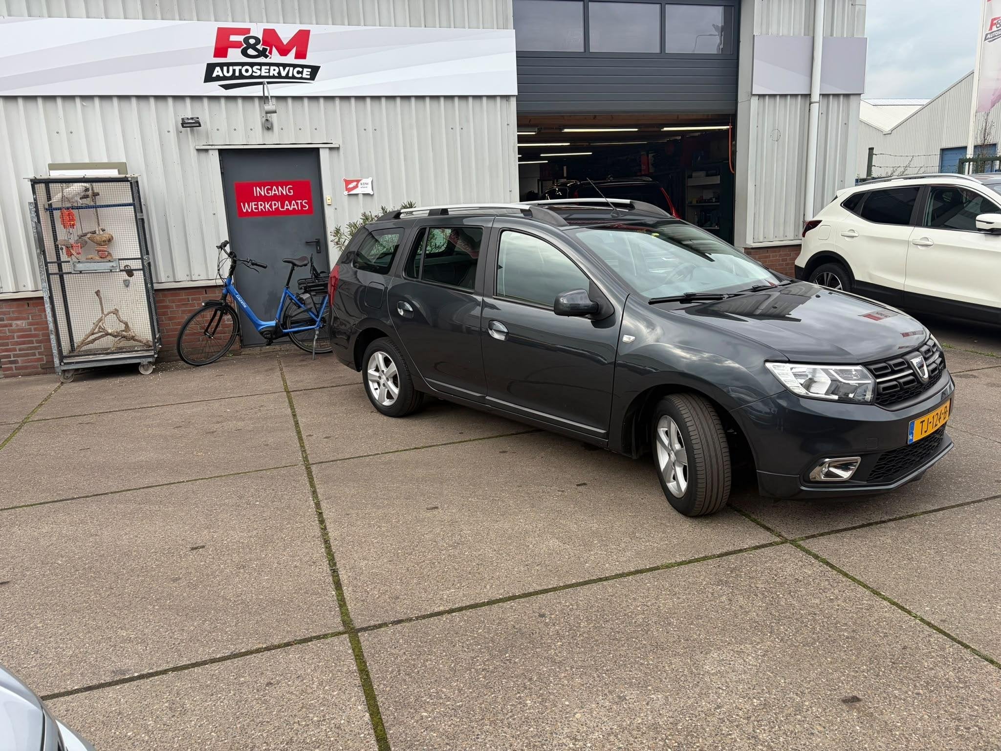 Dacia Logan MCV 0.9 TCe Laureate Airco, cruise, navi, pdc ac, Auto's, Voorwielaandrijving, Stof, Gebruikt, Euro 6
