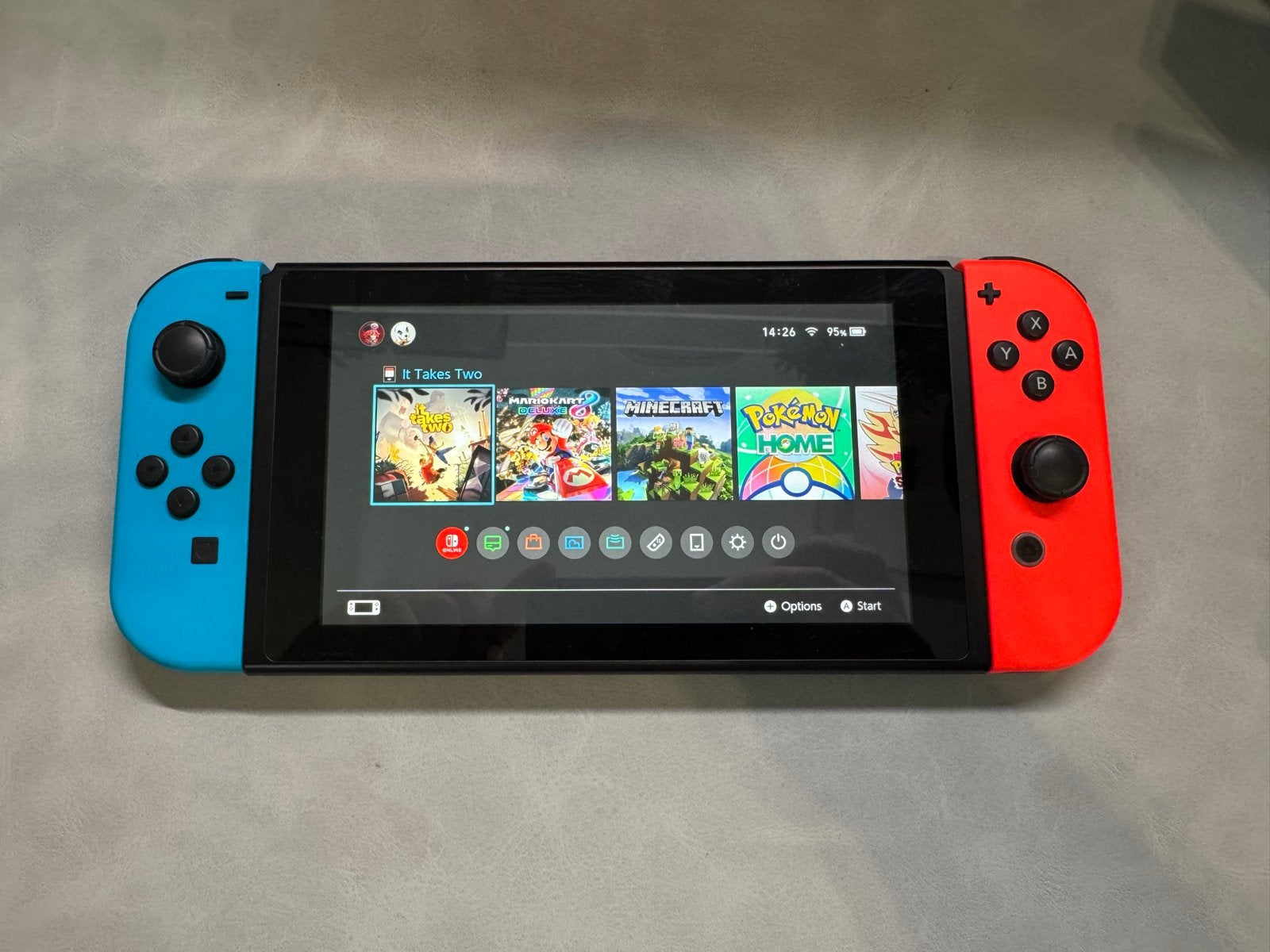 Nintendo Switch met 6 games en 128GB SD, Spelcomputers en Games, Met 2 controllers, Ophalen, Switch 2019 Upgrade, Gebruikt