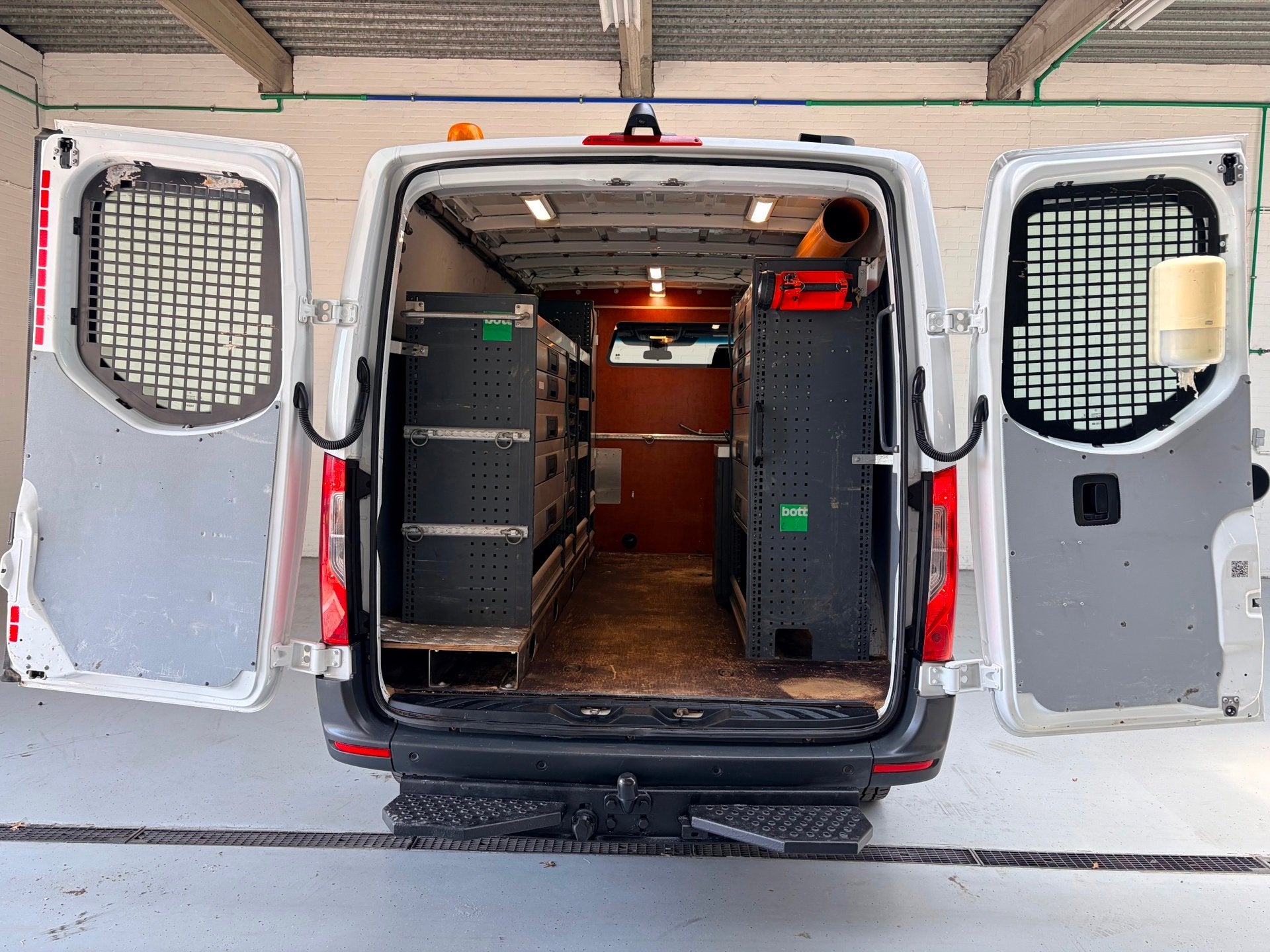 Mercedes-Benz Sprinter Automaat Servicewagen 314 2.2 CDI 140, Dealer onderhouden, Gebruikt, Met garantie (alle), 2113 kg