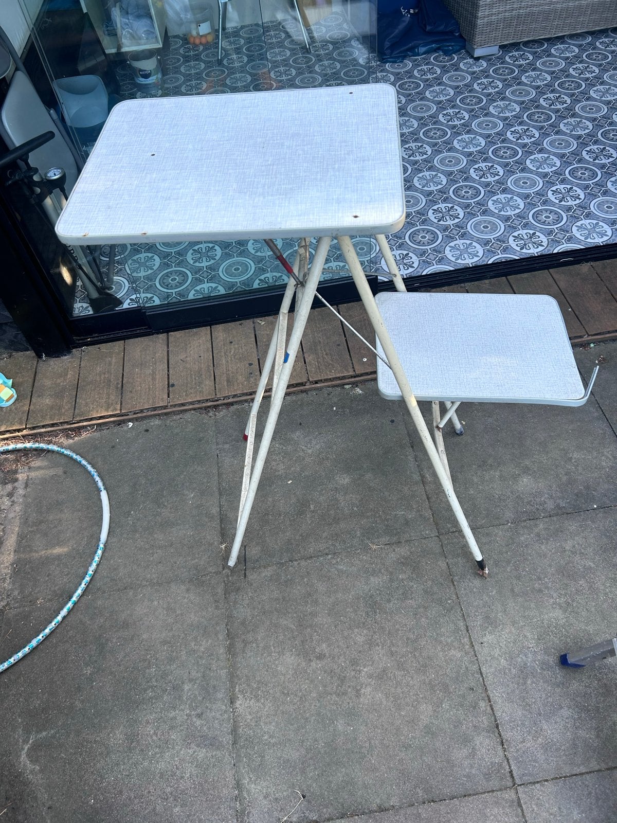Projector tafel inklapbaar, Huis en Inrichting, Tafels | Statafels, Ophalen, Gebruikt