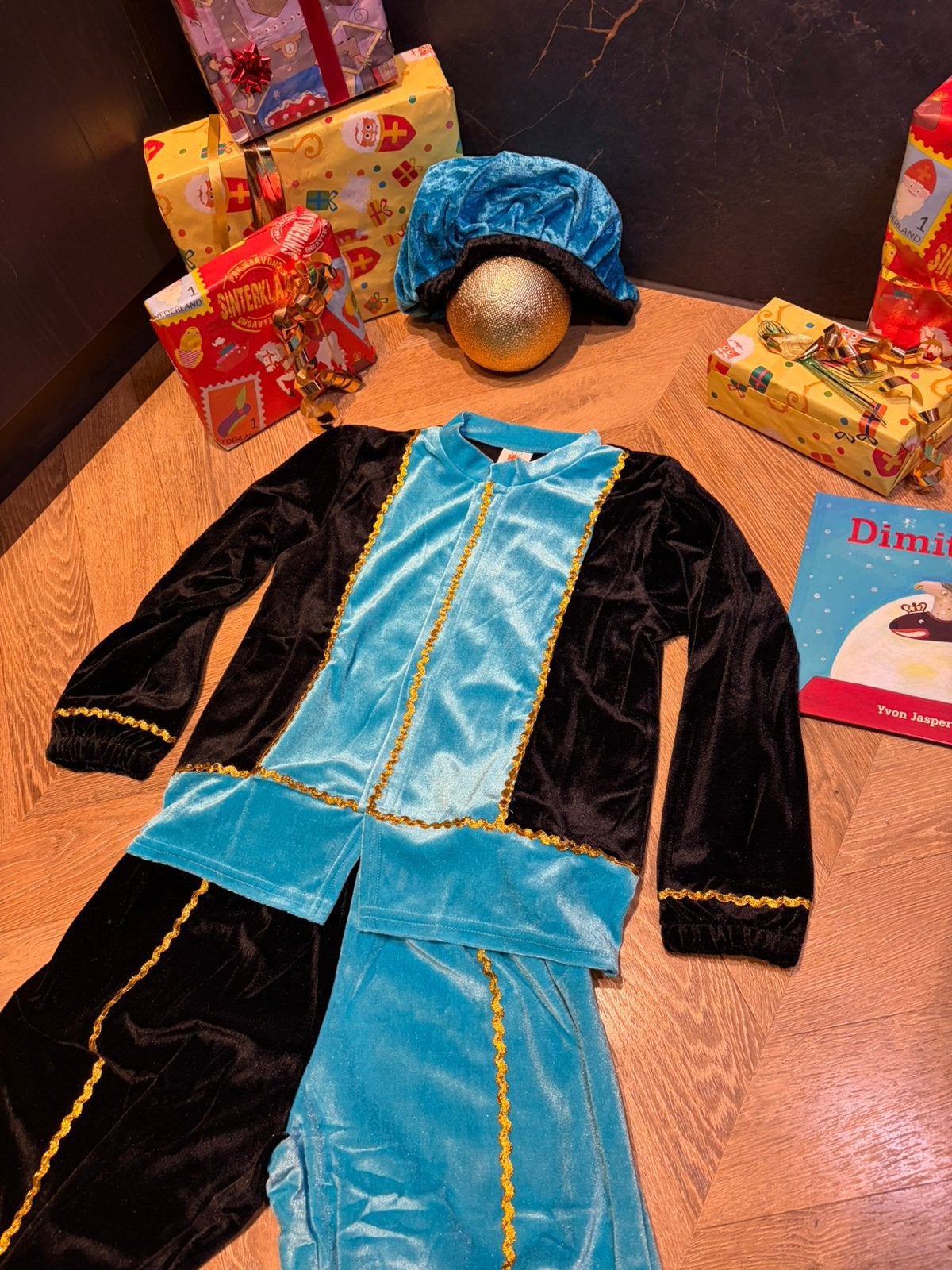 Pietenpak nieuw maat 128 blauw zwart sinterklaas set, Ophalen of Verzenden, Nieuw