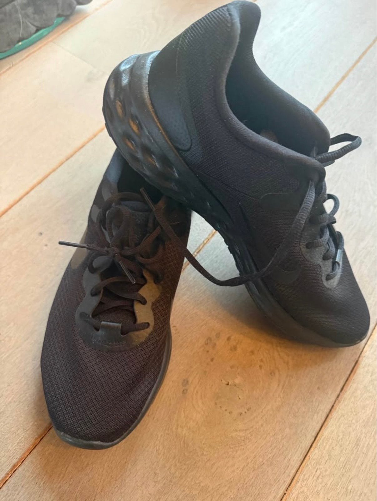 Nike Revolution sneakers - Zwart, Nieuw, Ophalen of Verzenden, Sportschoenen, Zwart