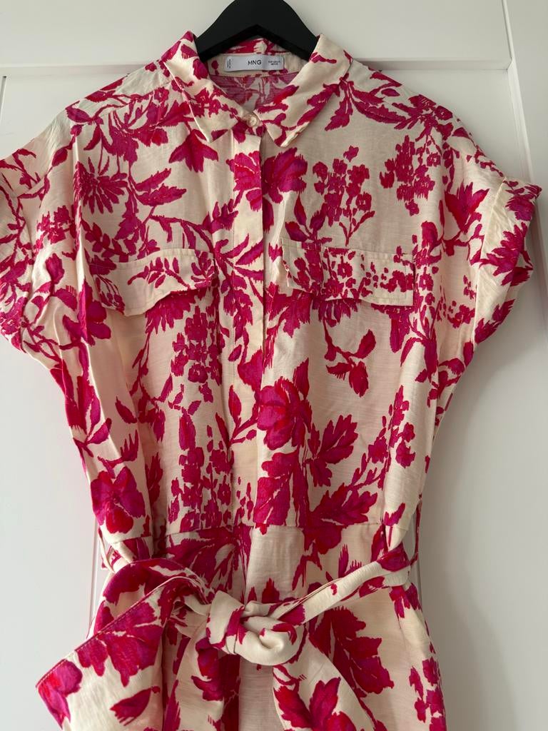 Mango Jumpsuit met bloemenprint, Kleding | Dames, Jumpsuits, Ophalen of Verzenden, Zo goed als nieuw, Maat 42/44 (L), Roze
