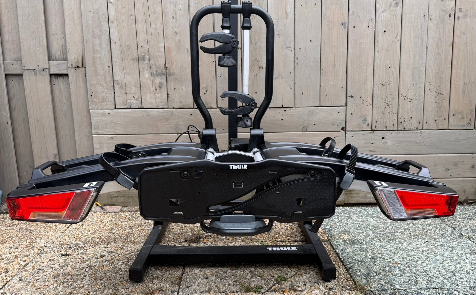 Thule EasyFold XT 933 Fietsendrager (Geschikt voor E-bikes), Elektrische fiets, Ophalen of Verzenden, Zo goed als nieuw, 2 fietsen