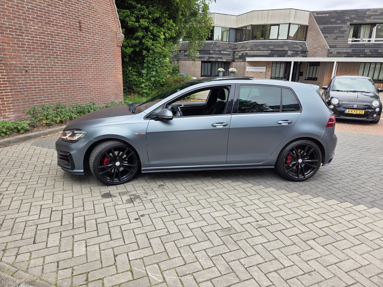 Volkswagen Golf 7.5 2.0 GTI PERFORMANCE PANO BLIND MATGRIJS, Stof, 4 cilinders, 1984 cc, 245 pk