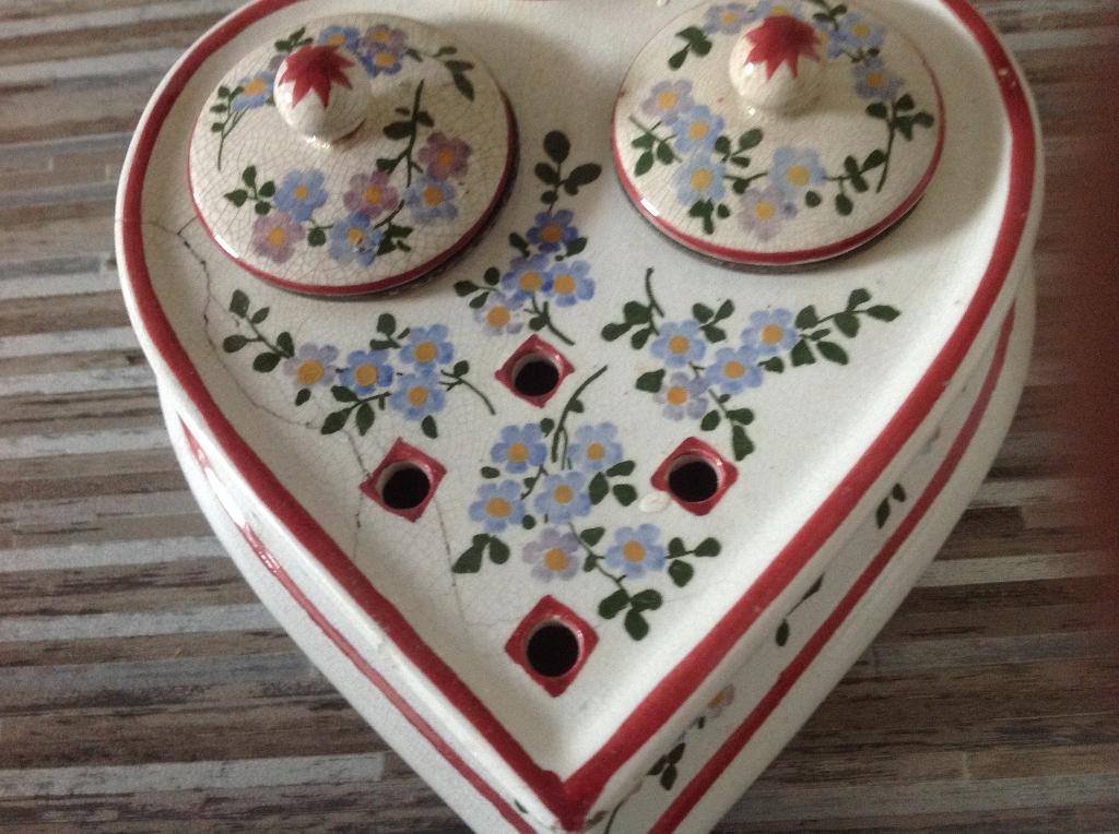Inktpot, bijzonder model - brocante/ met kroontjespennen, Ophalen