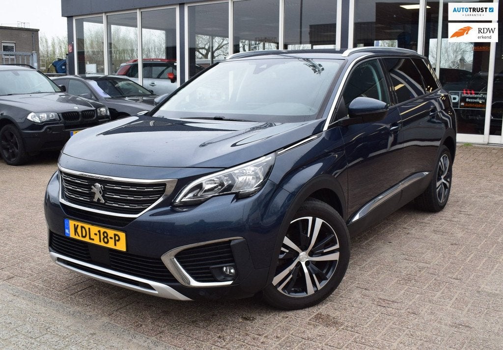 Peugeot 5008 1.2 PureTech Blue Lease Executive 7 PERSONEN| C, Auto's, Peugeot, Gebruikt, 1199 cc, Blauw, Bedrijf