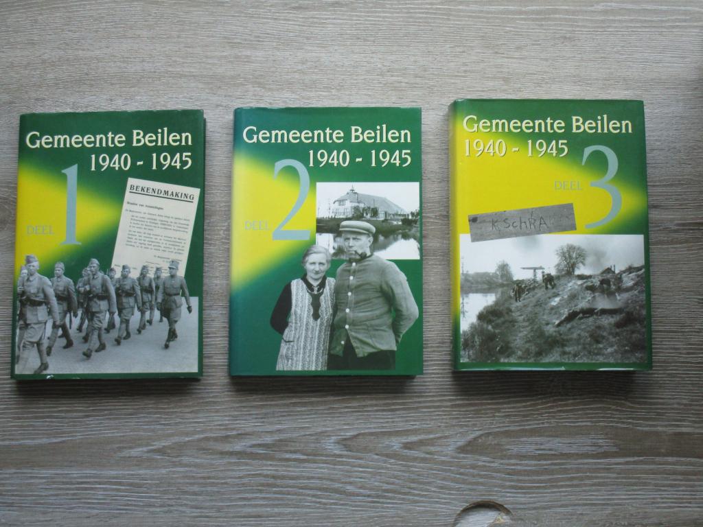 Gemeente Beilen 1940-1945 deel 1,2,3 - G.J. Dijkstra e.a., Ophalen of Verzenden, Tweede Wereldoorlog, Gelezen, Overige onderwerpen