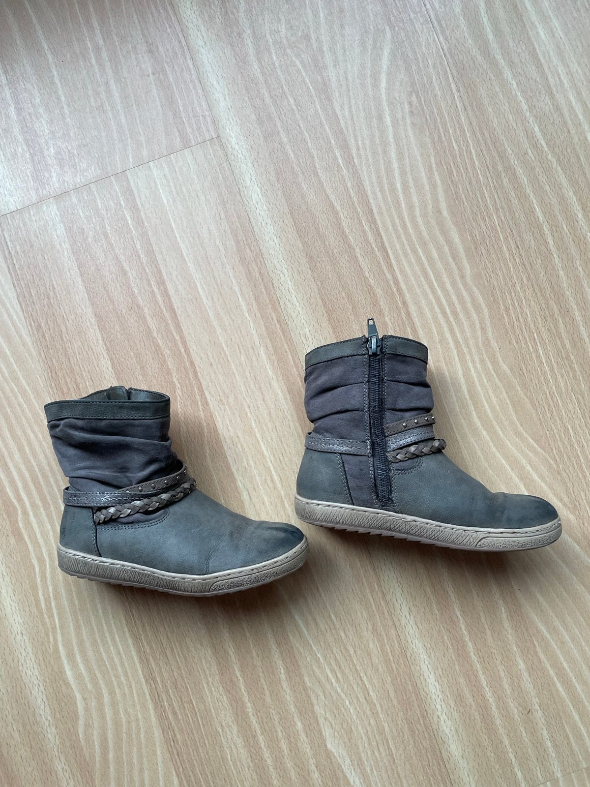 Schoenen winter meisje maat 128, Ophalen of Verzenden, Zo goed als nieuw, Meisje