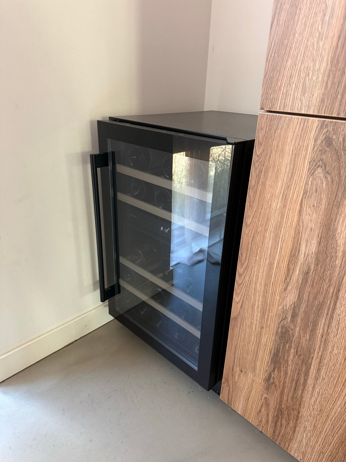 Wine Klima D39-OB72 Wijnkoelkast - Perfect voor uw collectie, Huis en Inrichting, Ophalen, Zo goed als nieuw, 25 flessen of meer