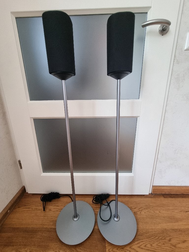 Showmodel Loewe Klang 1 op standaard, met speakerkabels, Audio, Tv en Foto, Luidsprekers, Ophalen of Verzenden, Nieuw, Minder dan 60 watt