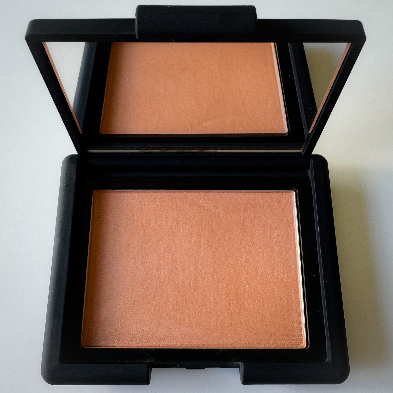 Nars illicit Blush, Verzenden, Zo goed als nieuw, Overige kleuren, Wangen