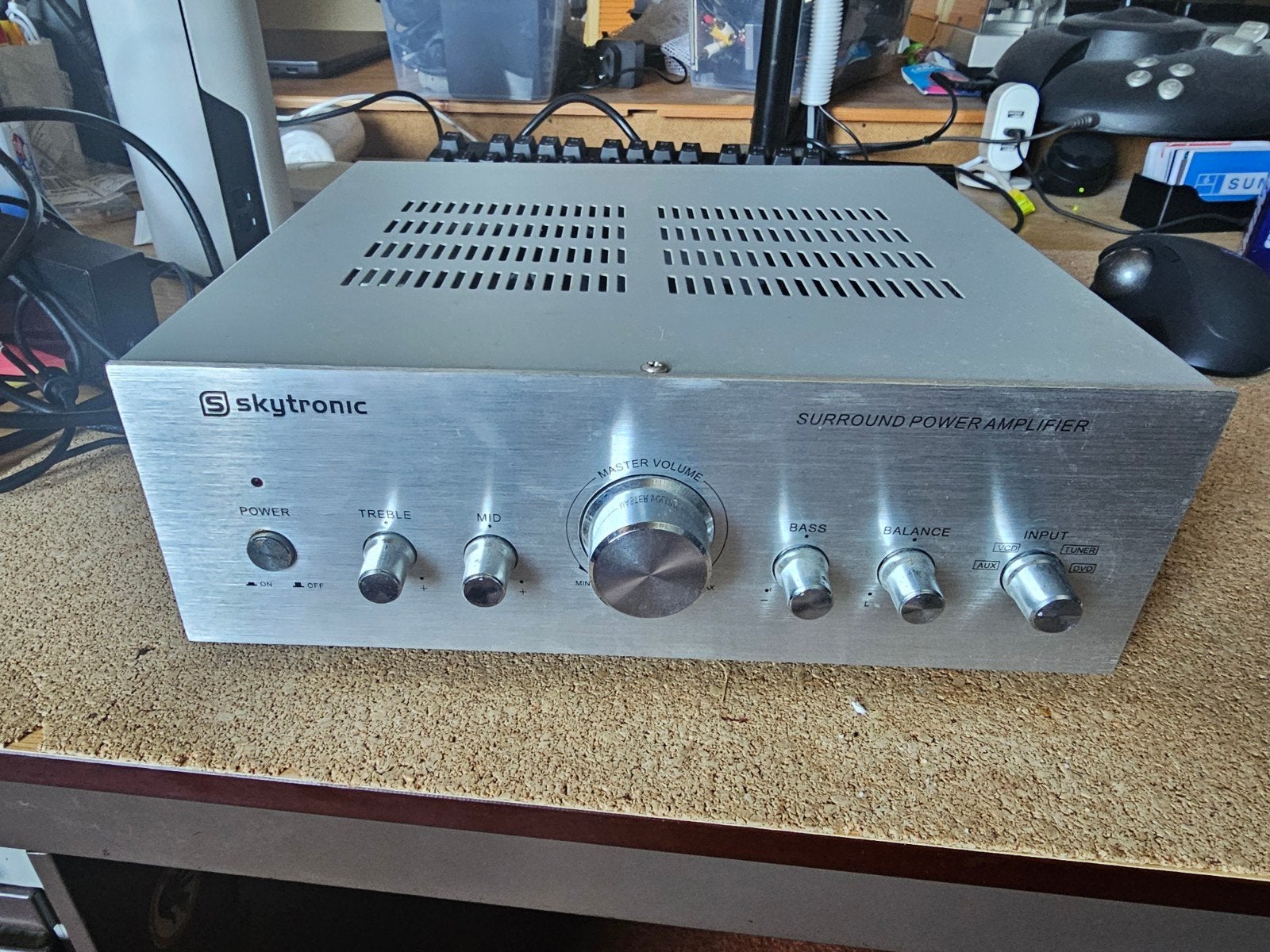 Skytronic 103.311 Surround Power Versterker, Overige merken, Gebruikt, Ophalen of Verzenden, Minder dan 60 watt