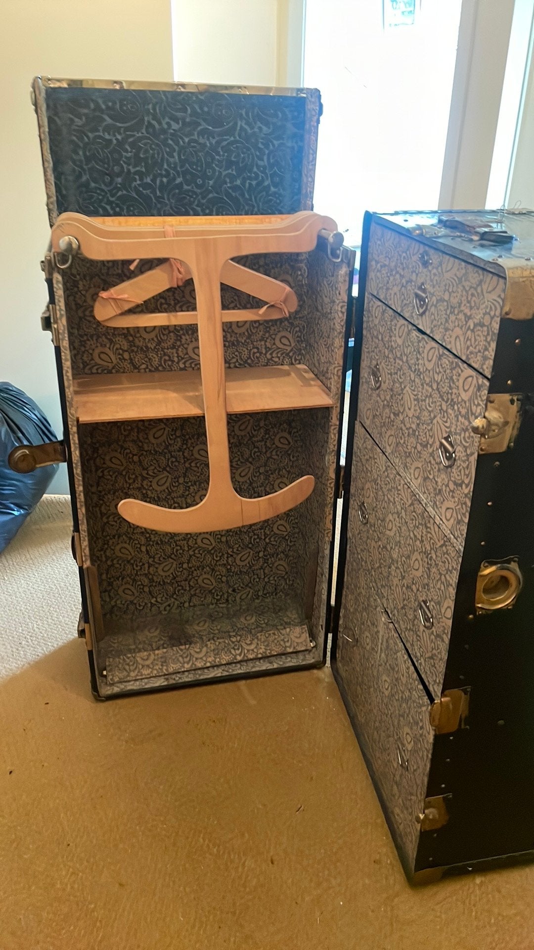 Vintage wardrobe steamer trunk, Antiek en Kunst, Ophalen
