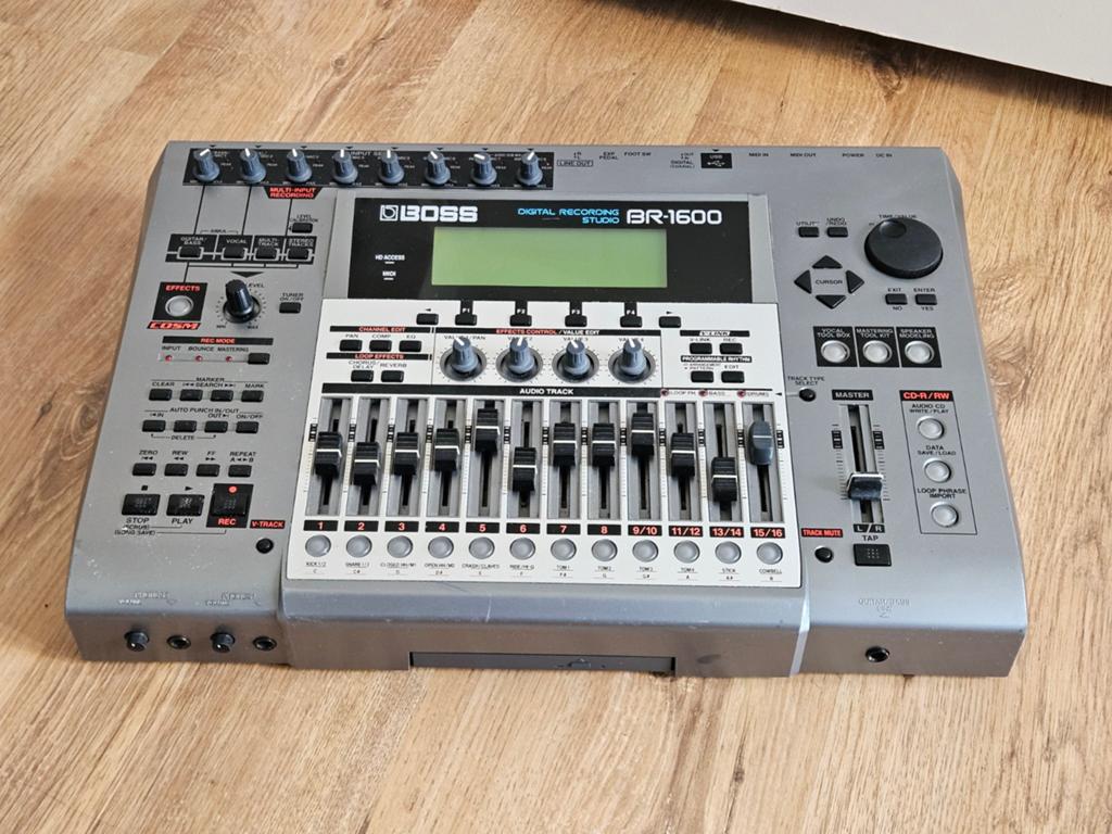 Boss BR-1600 Digitale Opnamestudio - Multitrack Recorder, Ophalen of Verzenden, Gebruikt, 10 tot 20 kanalen