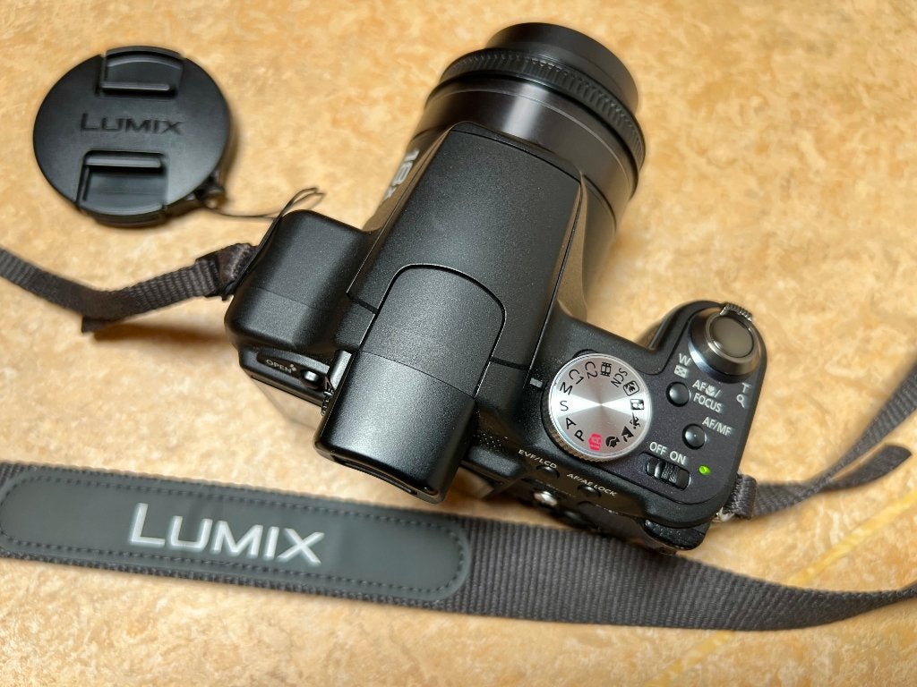 Panasonic Lumix DMC-FZ28 set in top conditie, Ophalen, Panasonic, Geheugenkaart, Ingebouwde flitser