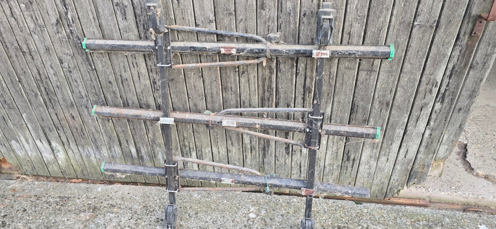 thule dakdragers met 3 fietsendragers, Ophalen of Verzenden, Gebruikt