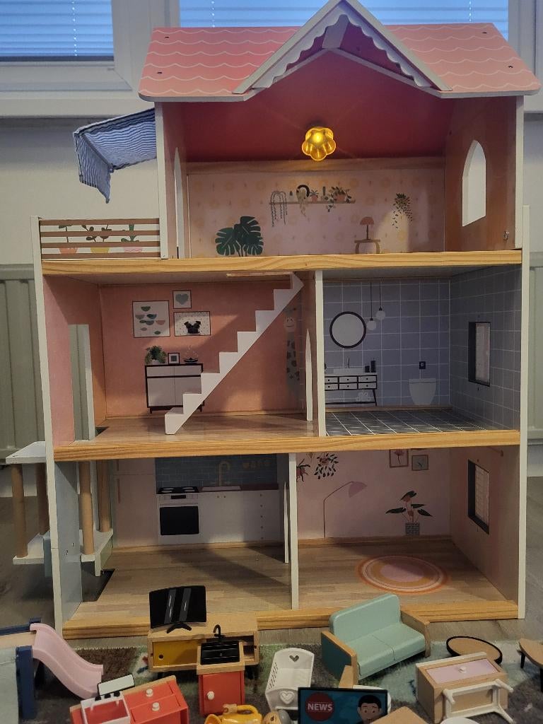 Mini Matters houten poppenhuis 63,5 x 31 x 80 cm, Ophalen, Gebruikt, Poppenhuis
