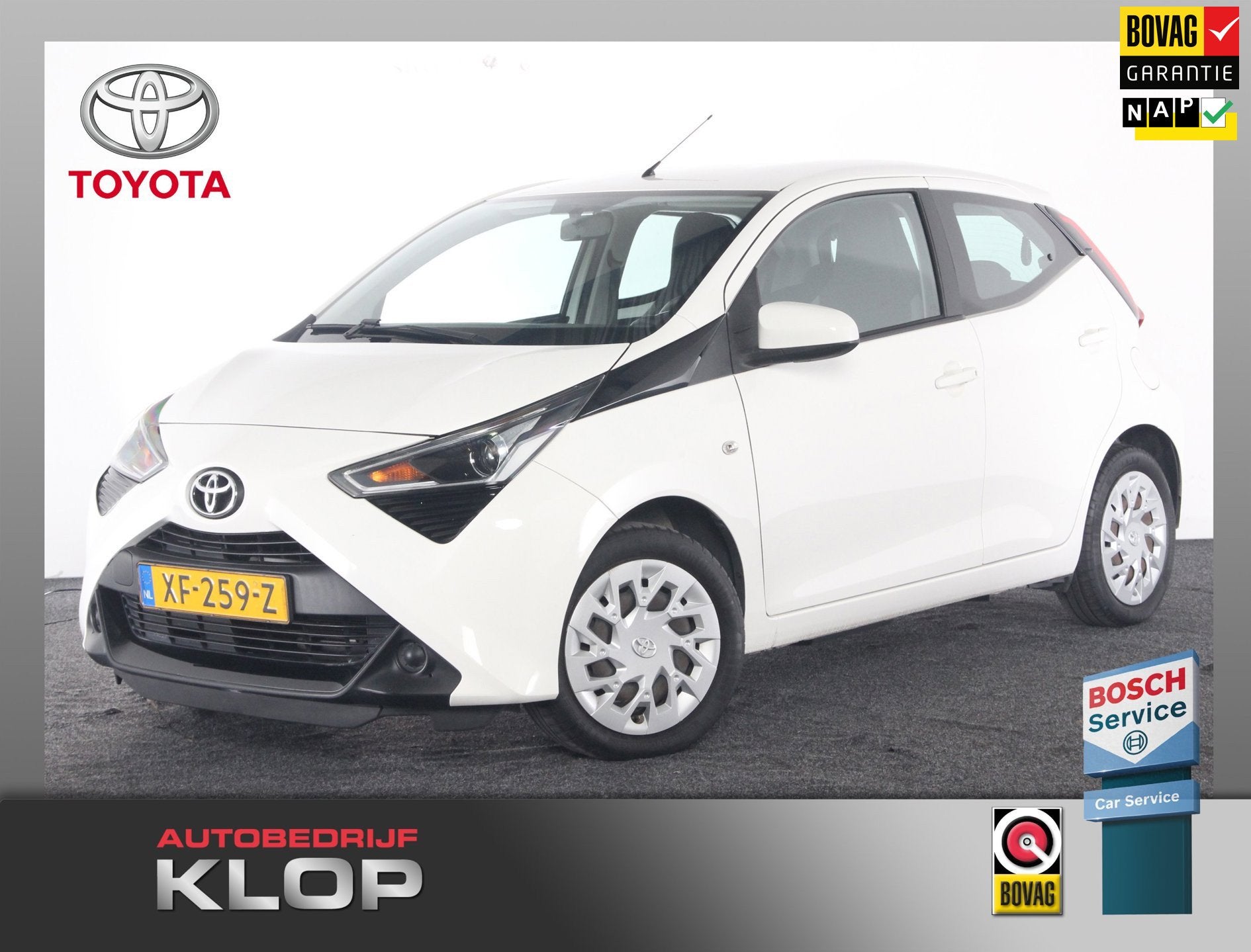 Toyota Aygo 1.0 VVT-i x-play / achteruitrijcamera / groot sc, Auto's, Voorwielaandrijving, Stof, Gebruikt, 4 stoelen