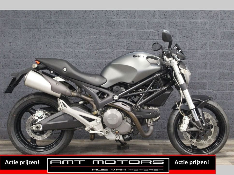 DUCATI M 696 (bj 2010) M696 Mat Grijs, DUCATI, 2 cilinders, Bedrijf, Onbekend