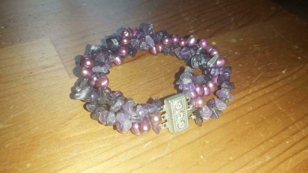 Armband met amethist en parels, Sieraden, Tassen en Uiterlijk, Armbanden, Overige materialen, Met edelsteen, Paars, Ophalen of Verzenden