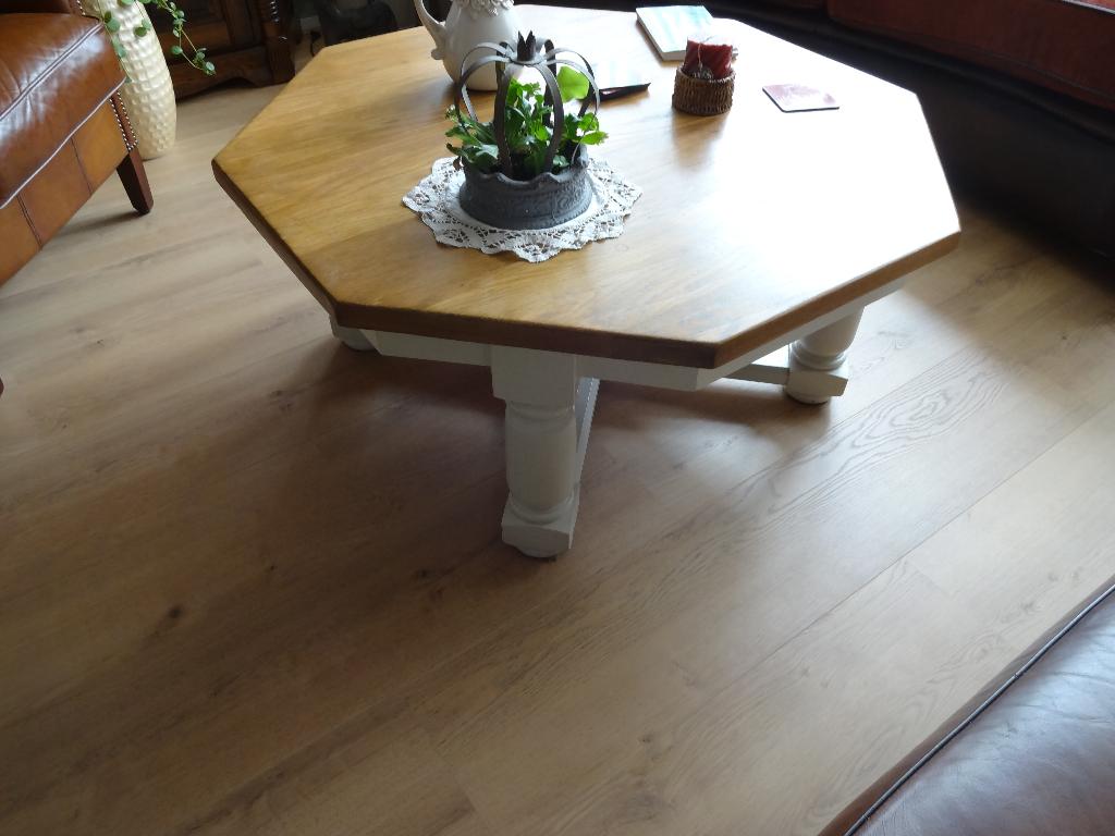Massief eiken achthoekige salontafel, Huis en Inrichting, Tafels | Salontafels, Gebruikt, Minder dan 50 cm, 50 tot 100 cm, 50 tot 100 cm