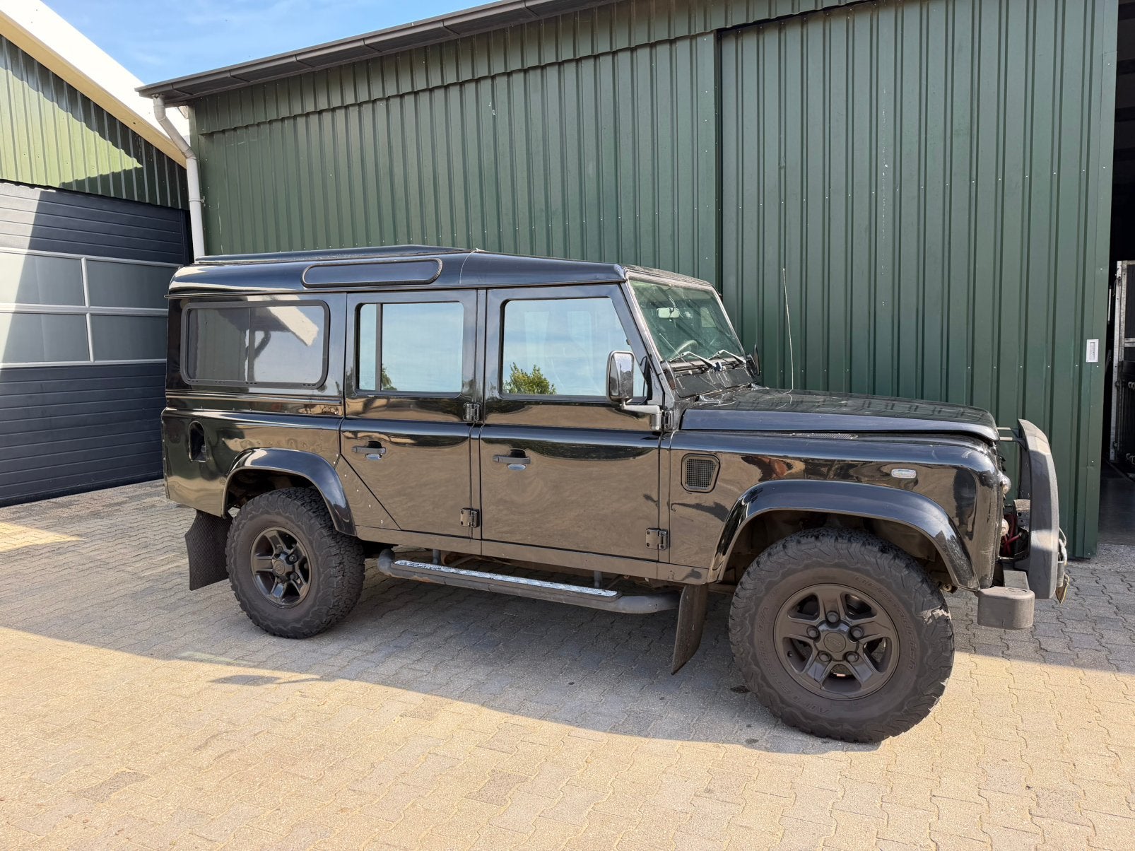 Land Rover Defender 110 TD5 4WD 2006 – Grijs kenteken, Auto's, Land Rover, 2495 cc, Origineel Nederlands, Vierwielaandrijving