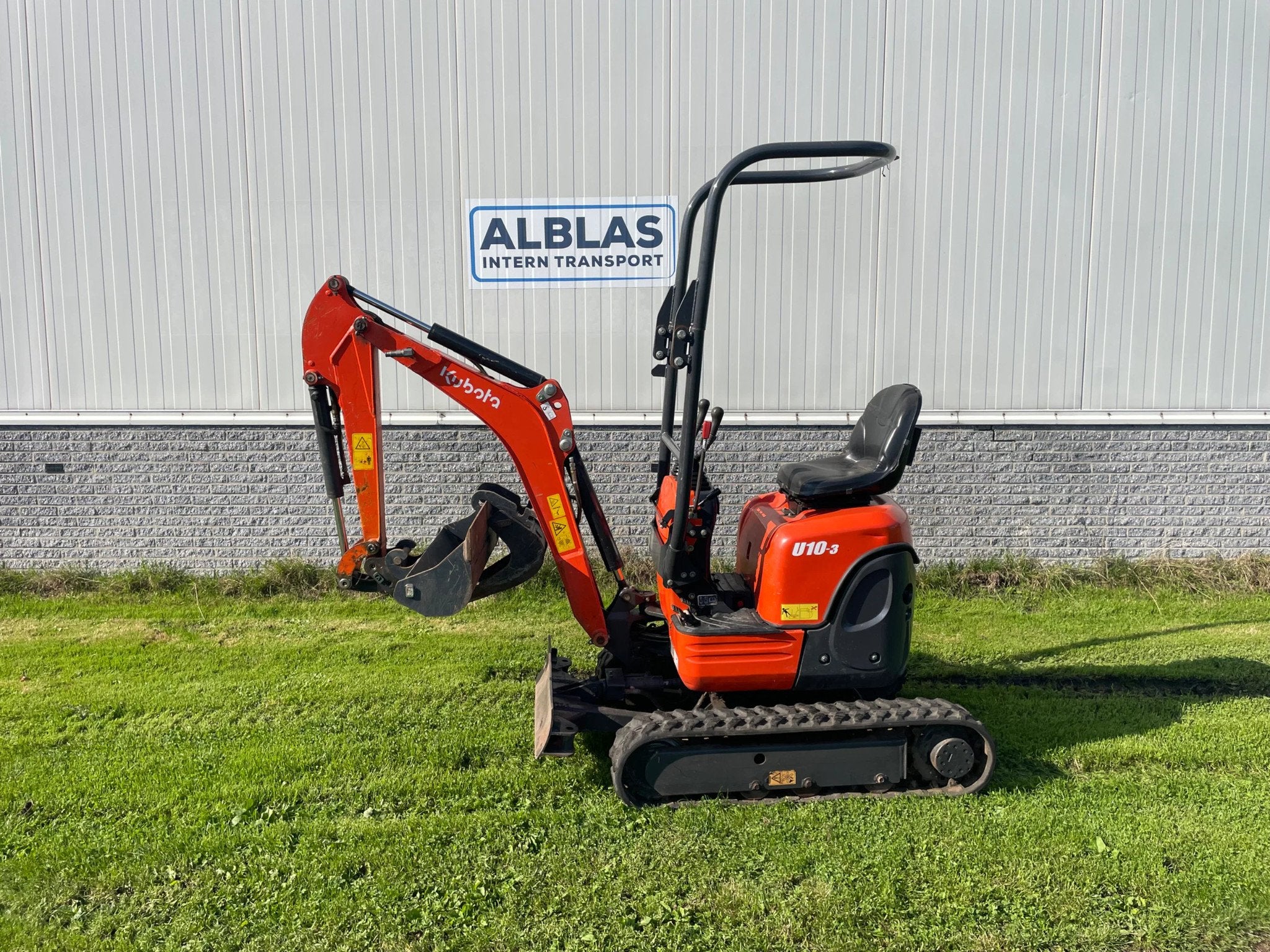 Kubota U10-3 minigraafmachine 2020 (bj 2020), Kubota, Info@alblasinterntransport.nl, Heulweg 44
2295 kg  KWINTSHEUL, JP, Graafmachine