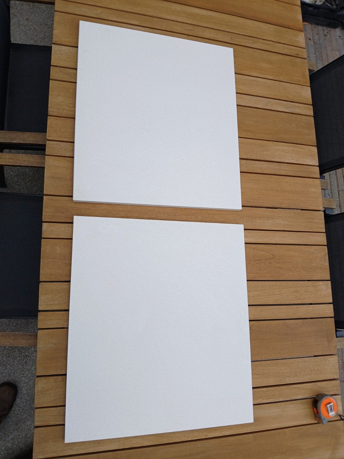 2 stuks meubelpaneel / wandplank 57 bij 51 cm., Doe-het-zelf en Verbouw, Ophalen, Gebruikt, Minder dan 20 mm