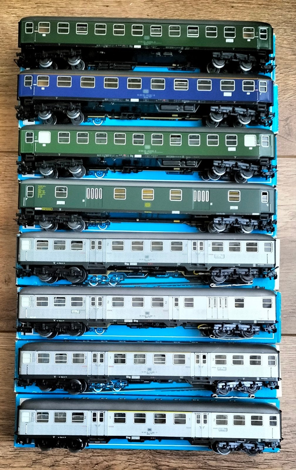 8 Mooie Personenwagons van Märklin - Lezen!, Hobby en Vrije tijd, Wisselstroom, Gebruikt, Verzenden, Wagon