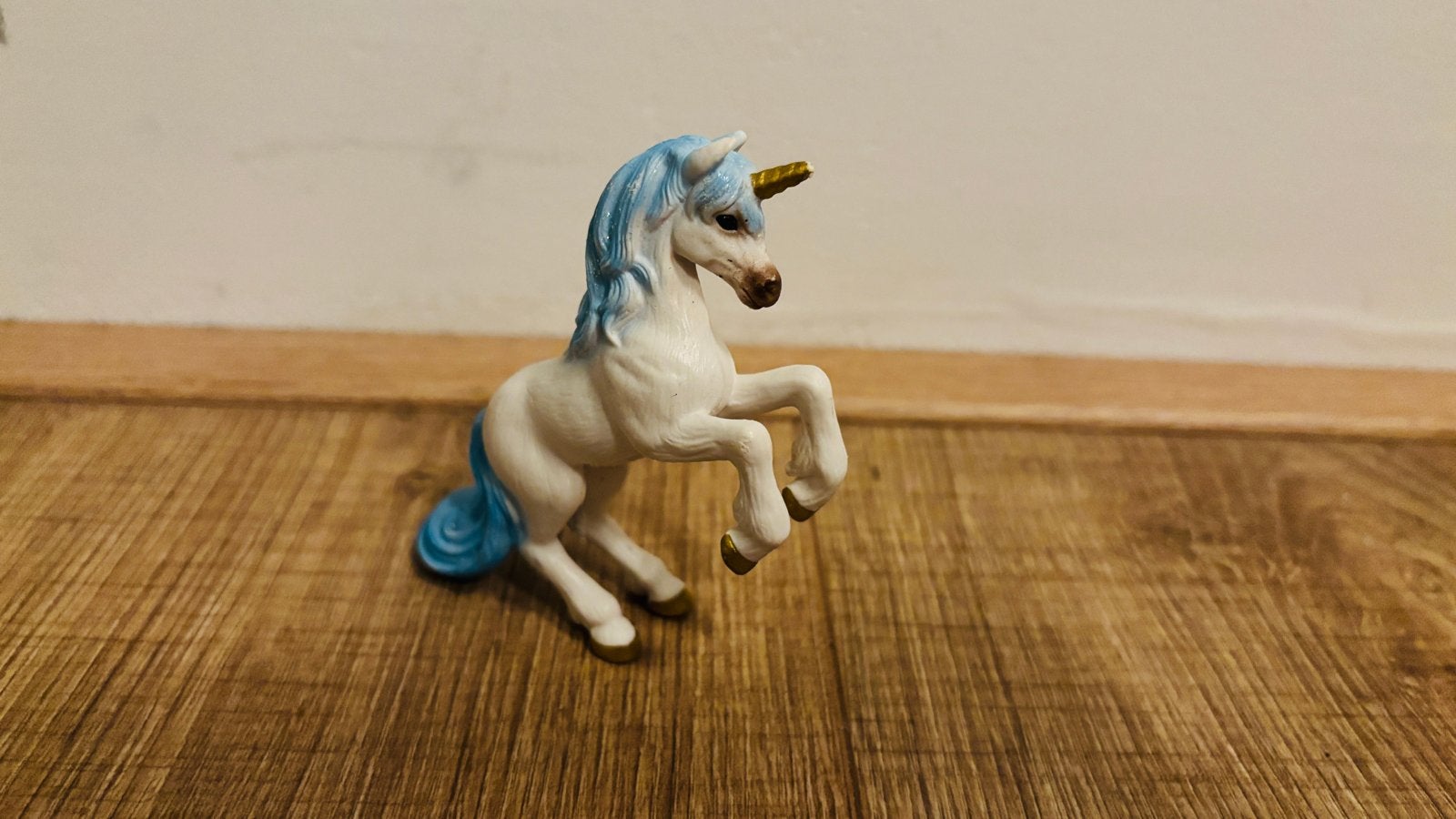 Schleich Eenhoorn Paardje - Wit met Blauwe Manen, Ophalen of Verzenden, Zo goed als nieuw, Jongen of Meisje