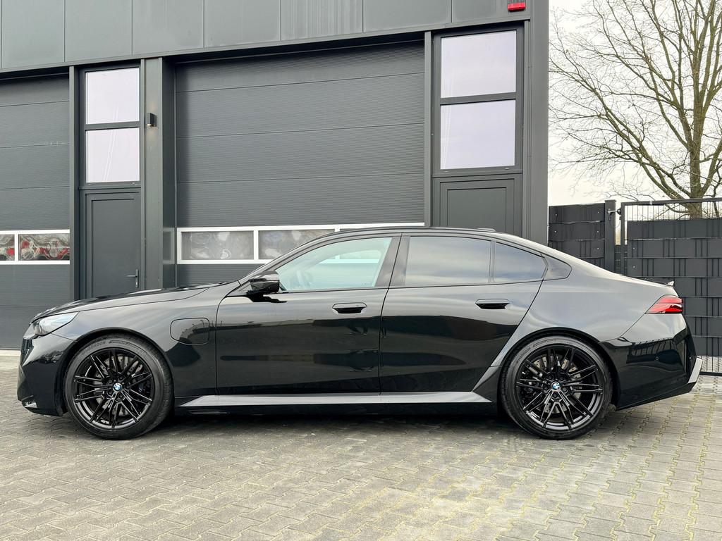 BMW 5-serie M5 M Driver’s Pack Bowers & Wilkens Carbon, Auto's, BMW, Automaat, Gebruikt, 2000 kg, 4395 cc