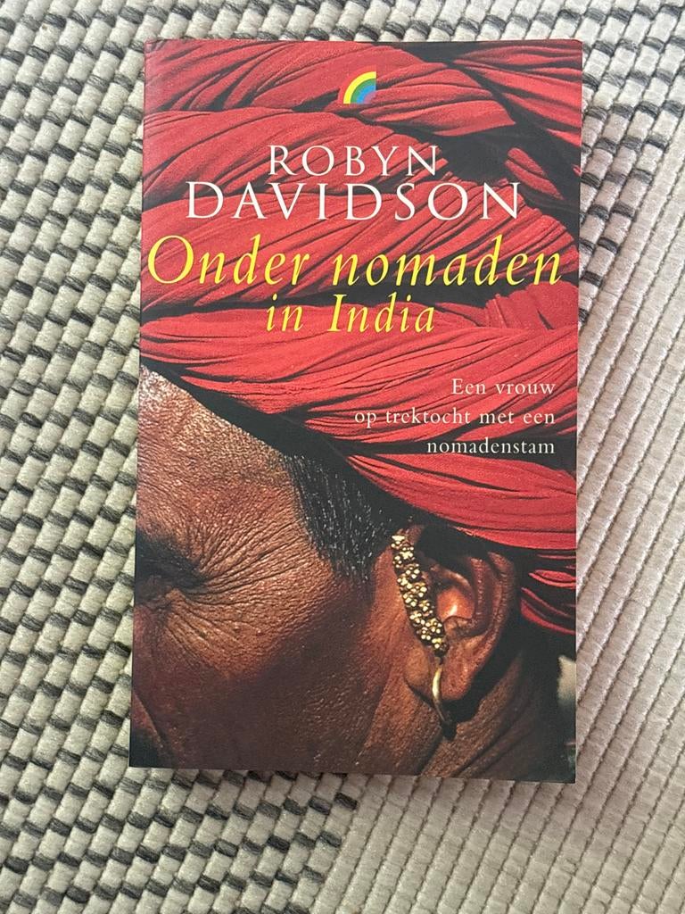 Onder nomaden in India - Robyn Davidson, Ophalen of Verzenden, Zo goed als nieuw, Azië