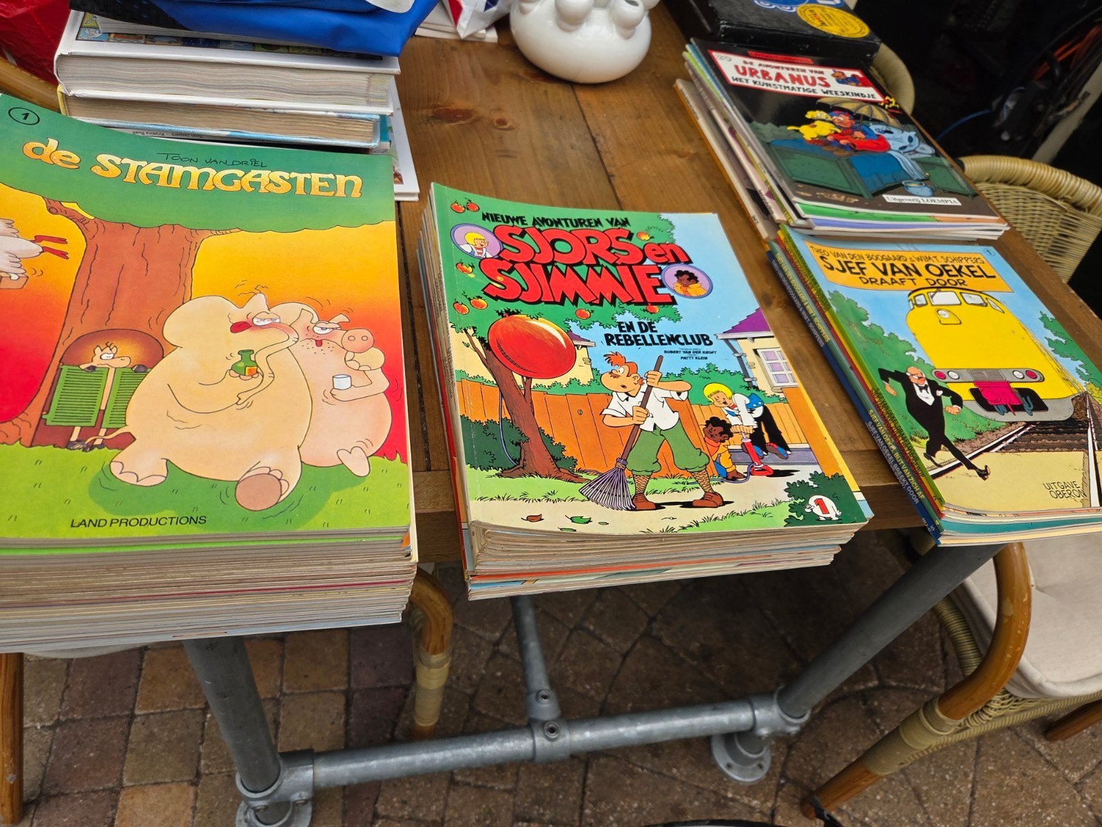 stripboeken: Sjeft van Oekel, Urbanus, Sjors en Sjimm, Meerdere stripboeken, Ophalen, Gelezen