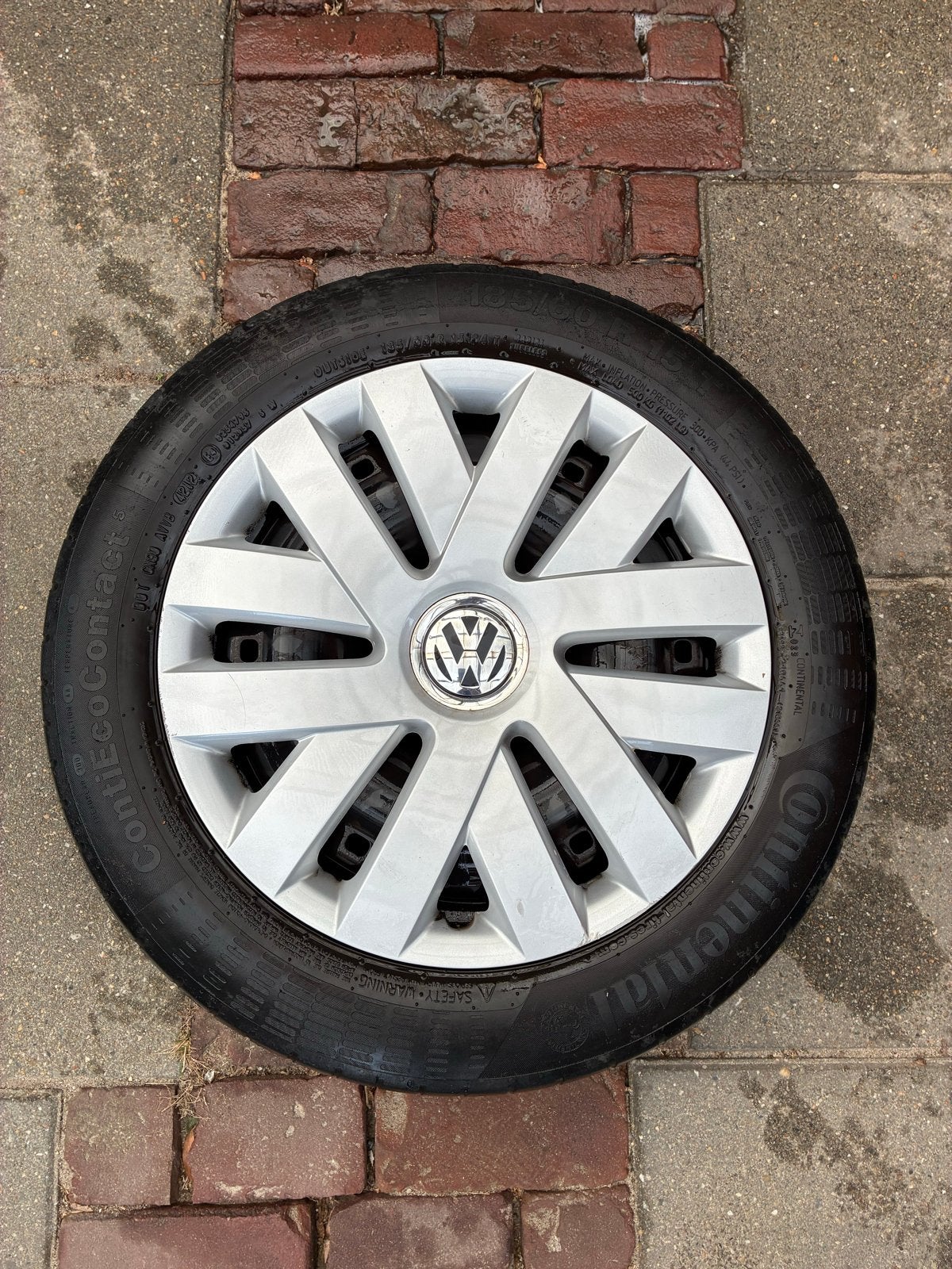 VW Polo stalen velgen & wieldoppen, Ophalen, Gebruikt, 15 inch, Banden en Velgen
