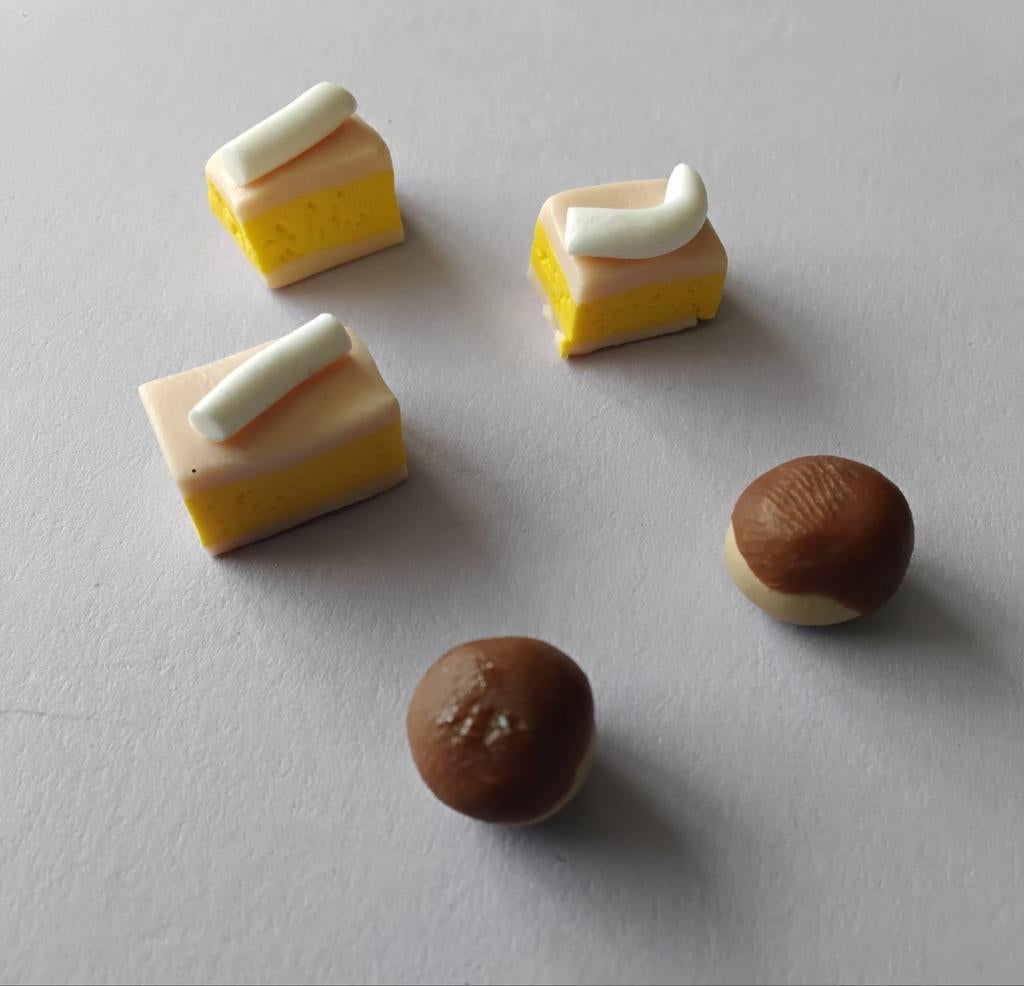 Tompoezen en chocoladesoezen 1:12, Ophalen of Verzenden, Poppenhuis