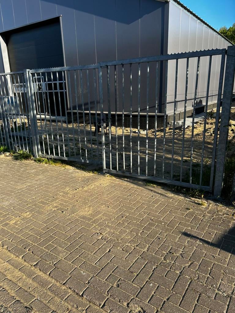 Heras  heras gegalvaniseerde poort, Ophalen, Zo goed als nieuw, IJzer, Spijlenhekwerk