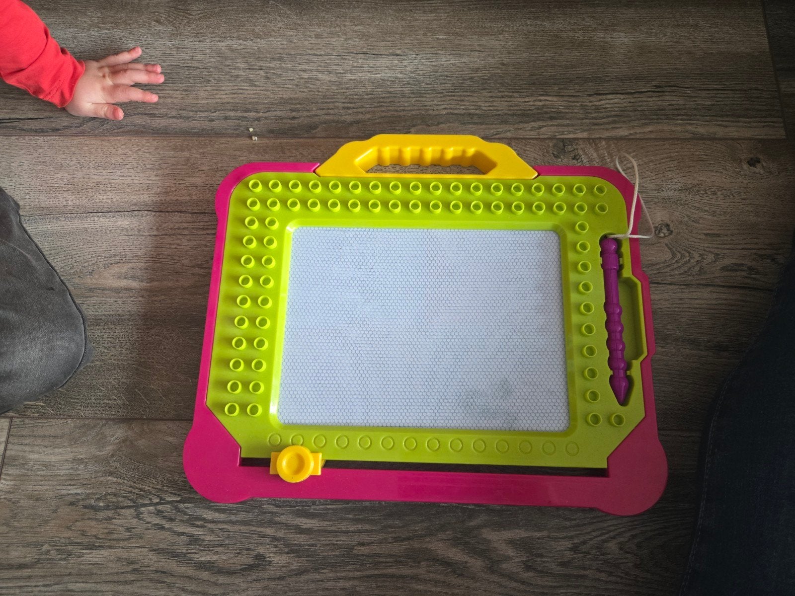 Magnetisch Tekenbord voor Kinderen, Ophalen, Zo goed als nieuw, Knutselen