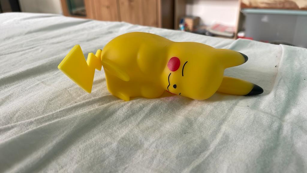 Pokimon lamp, Ophalen of Verzenden, Zo goed als nieuw, Overige materialen, Minder dan 50 cm