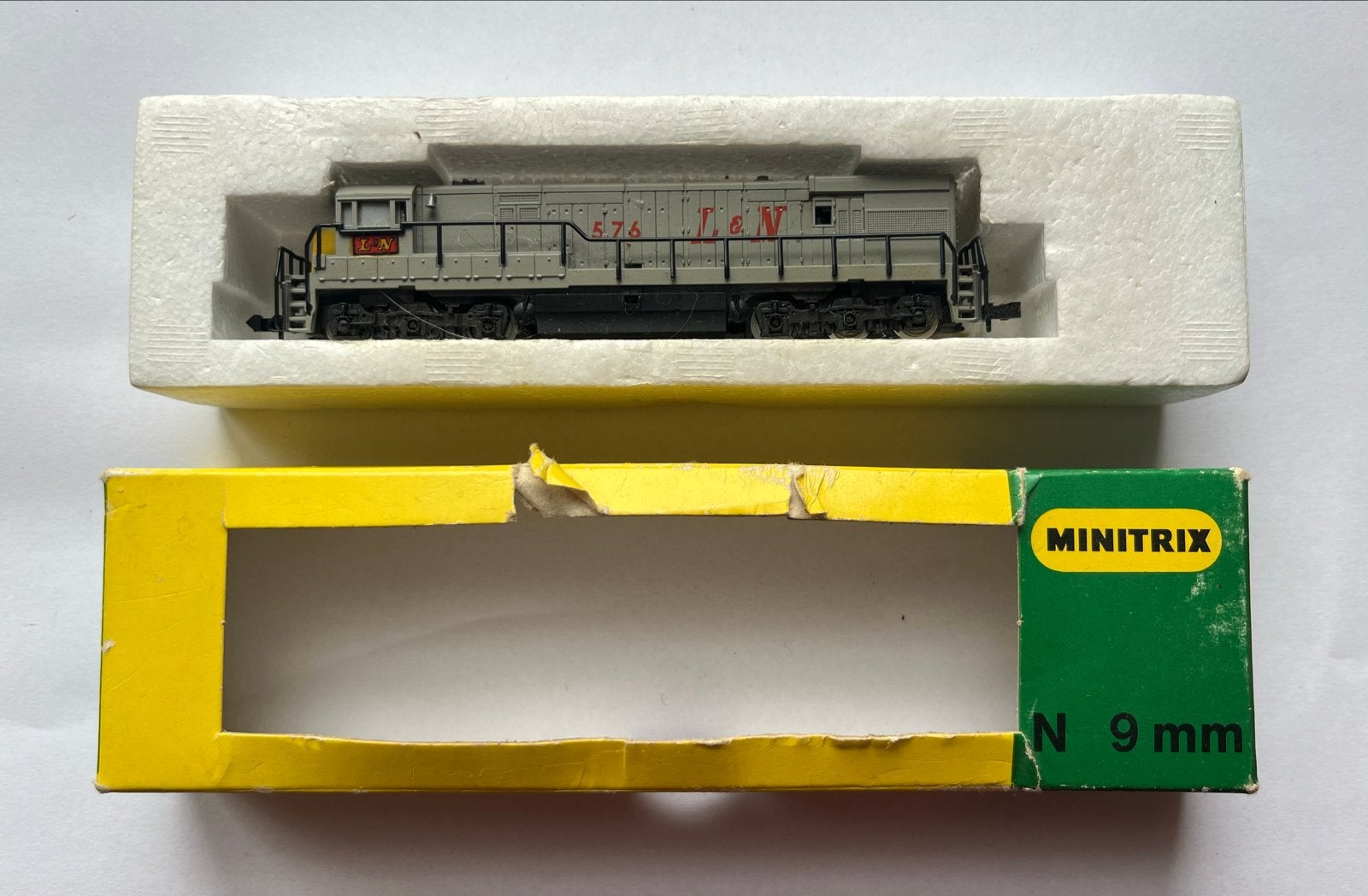 Minitrix Locomotief 51 2016 00 - Zo goed als nieuw, Ophalen, Zo goed als nieuw, Locomotief