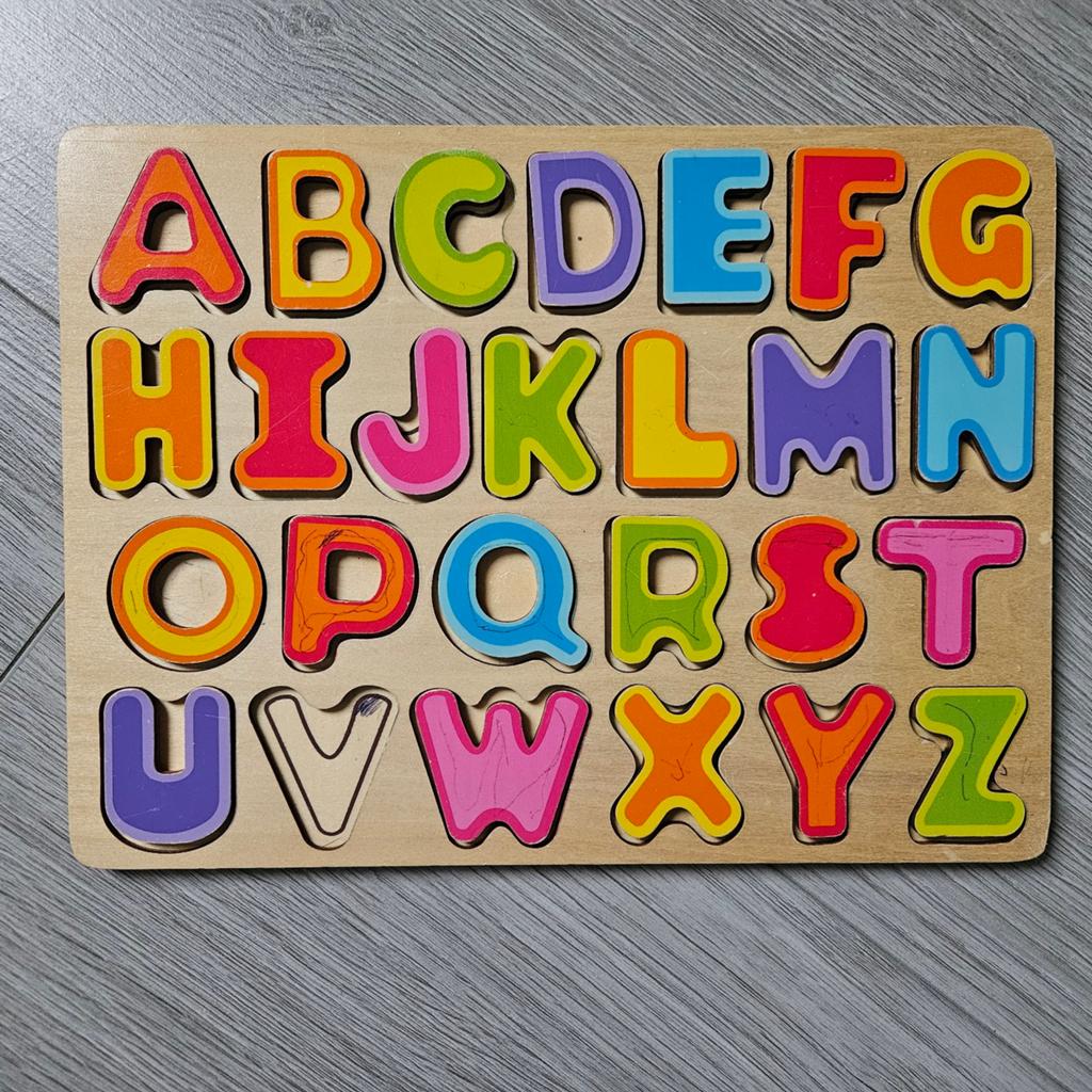 Opruiming: Gekleurde Houten Alfabet Puzzel, Kinderen en Baby's, Speelgoed | Kinderpuzzels, Ophalen of Verzenden, 10 tot 50 stukjes