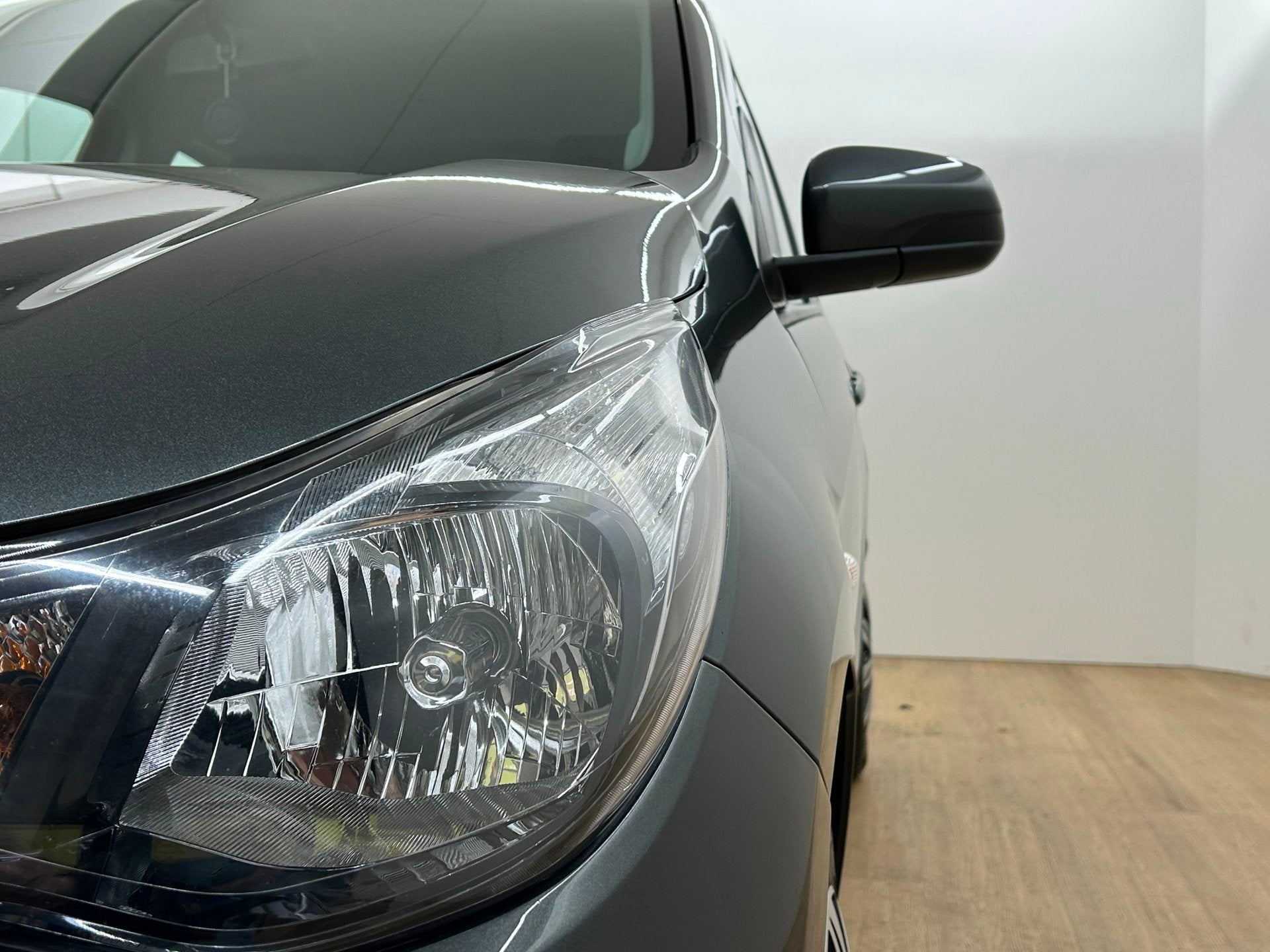 Opel KARL Occasion 1.0 ecoFLEX 120 Jaar Edition | Grijs | Tw, Gebruikt, Origineel Nederlands, Bedrijf, Handgeschakeld