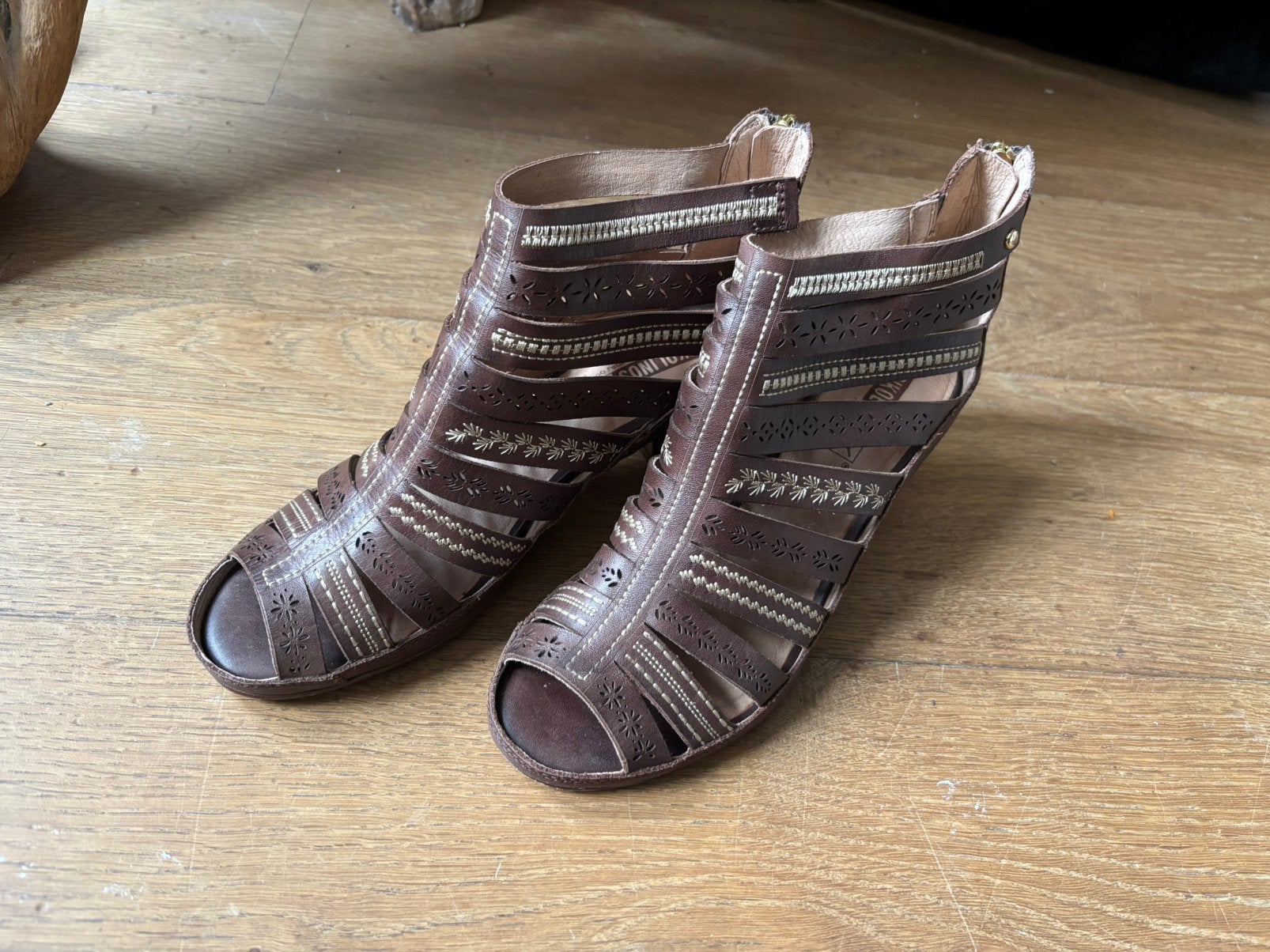 Pikolinos leren sandalen mt 40, Ophalen of Verzenden, Zo goed als nieuw, Sandalen of Muiltjes